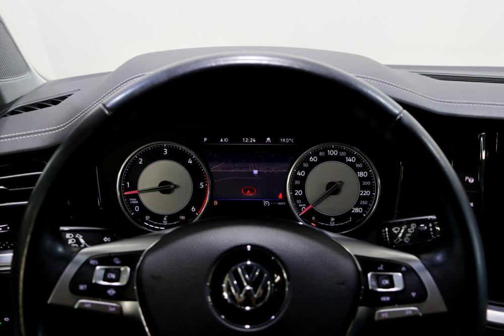 Volkswagen Touareg III Сургут  - изображение 19