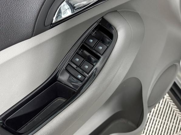 Chevrolet Orlando I с пробегом 2012 года, цена 799 000 рублей, 209847 км, компактвэн, Автокод Объявления