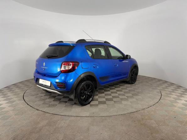 Renault Sandero II с пробегом 2017 года, цена 932 000 рублей, 109685 км, хэтчбек, Автокод Объявления