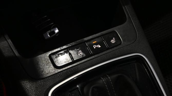 Kia Rio IV Рестайлинг с пробегом 2021 года, цена 1 375 000 рублей, 174315 км, хэтчбек, Автокод Объявления