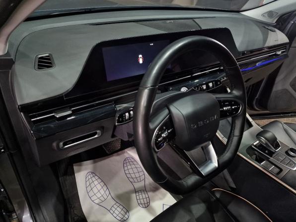 Omoda C5 I с пробегом 2023 года, цена 1 625 000 рублей, 47500 км, внедорожник, Автокод Объявления