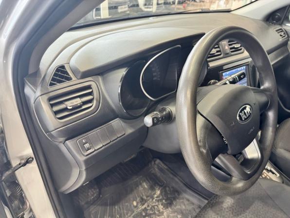 Kia Rio III с пробегом 2013 года, цена 895 000 рублей, 75570 км, седан, Автокод Объявления