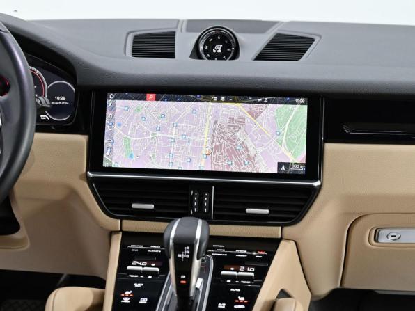 Porsche Cayenne III с пробегом 2019 года, цена 3 699 000 рублей, 74400 км, внедорожник, Автокод Объявления