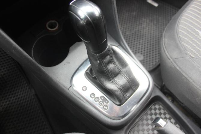 Volkswagen Polo V с пробегом 2012 года, цена 540 000 рублей, 282968 км, седан, Автокод Объявления