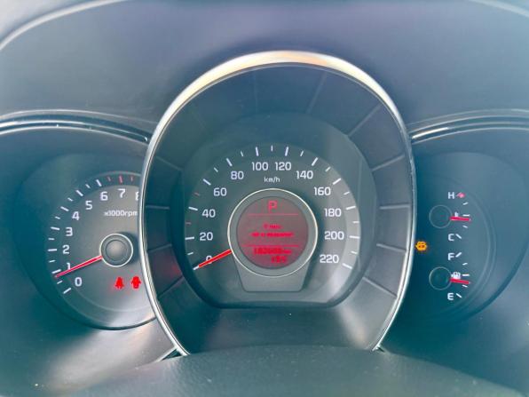 Kia Rio III с пробегом 2015 года, цена 994 000 рублей, 182608 км, хэтчбек, Автокод Объявления