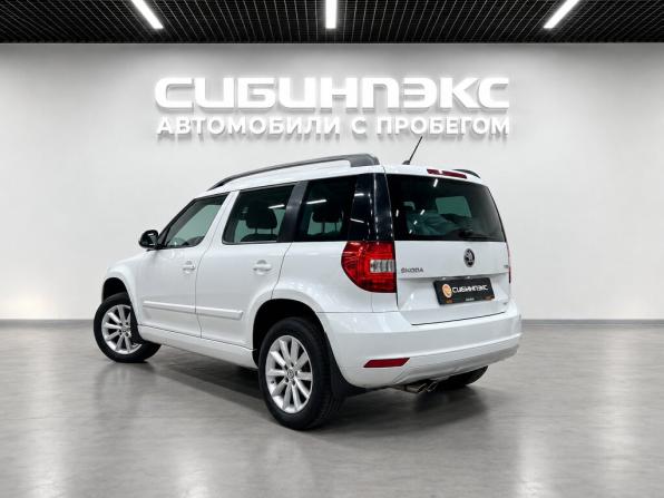 Skoda Yeti I Рестайлинг с пробегом 2017 года, цена 1 565 000 рублей, 158000 км, внедорожник, Автокод Объявления