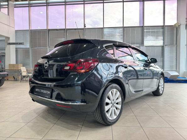 Opel Astra J Рестайлинг с пробегом 2014 года, цена 785 000 рублей, 182555 км, хэтчбек, Автокод Объявления