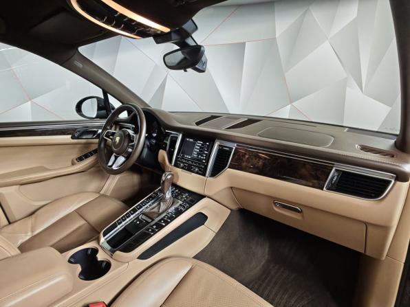 Porsche Macan I с пробегом 2015 года, цена 1 695 000 рублей, 151470 км, внедорожник, Автокод Объявления