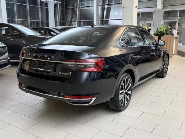 Новый Skoda Superb III Рестайлинг 2025 года, цена 2 799 000 рублей, лифтбек, Автокод Объявления