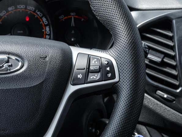 Lada (ВАЗ) Vesta I с пробегом 2020 года, цена 922 000 рублей, 106494 км, седан, Автокод Объявления