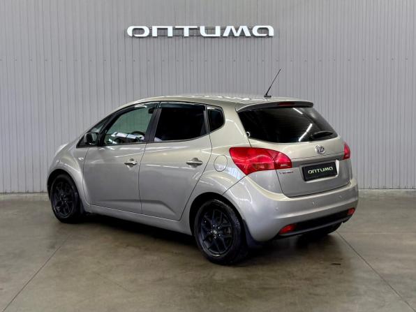 Kia Venga I с пробегом 2012 года, цена 937 000 рублей, 183180 км, минивэн, Автокод Объявления