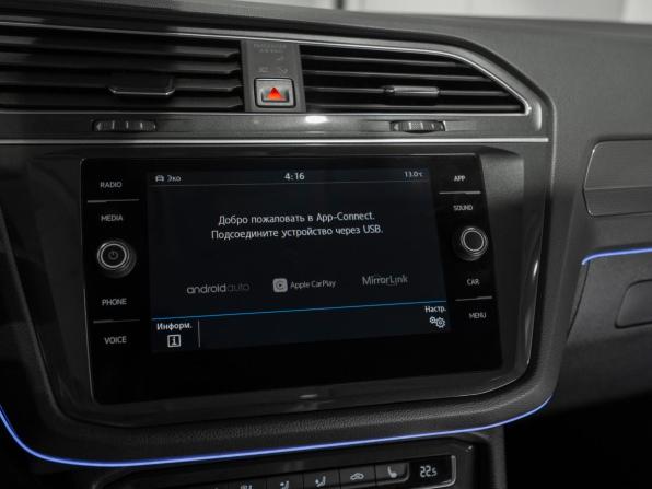Volkswagen Tiguan II с пробегом 2018 года, цена 1 900 000 рублей, 94204 км, внедорожник, Автокод Объявления