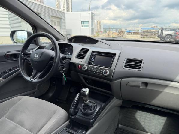 Honda Civic VIII Рестайлинг с пробегом 2008 года, цена 705 000 рублей, 202200 км, седан, Автокод Объявления