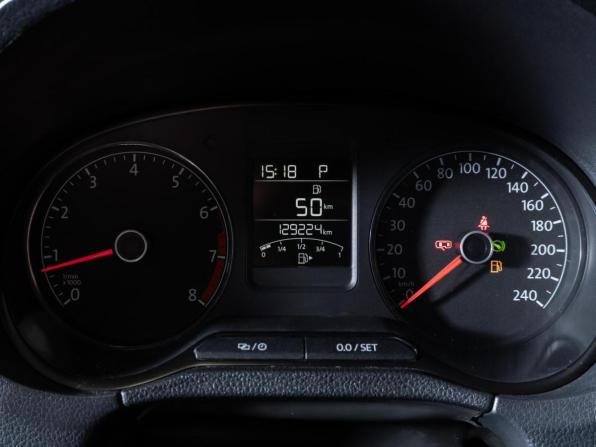 Volkswagen Polo V Рестайлинг с пробегом 2016 года, цена 1 290 000 рублей, 129224 км, седан, Автокод Объявления