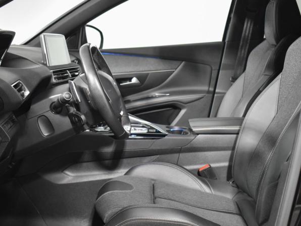 Peugeot 3008 II с пробегом 2019 года, цена 2 326 500 рублей, 85500 км, внедорожник, Автокод Объявления