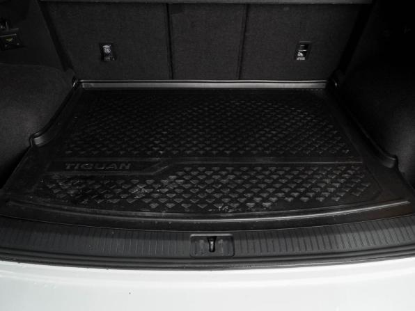 Volkswagen Tiguan II с пробегом 2019 года, цена 2 480 000 рублей, 211480 км, внедорожник, Автокод Объявления