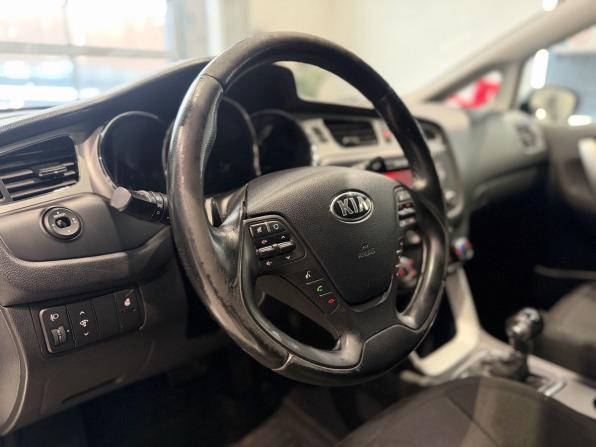 Kia Ceed II с пробегом 2013 года, цена 1 000 000 рублей, 168517 км, хэтчбек, Автокод Объявления