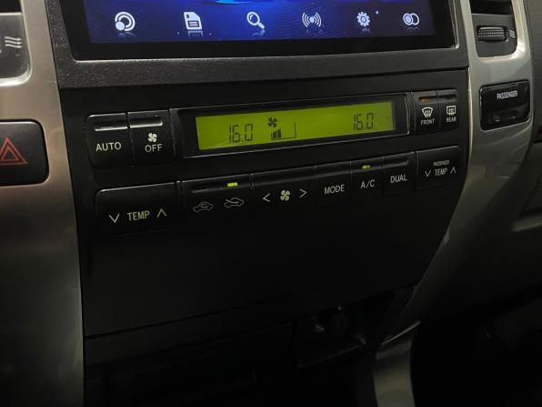 Toyota Land Cruiser Prado 120 Series Рестайлинг с пробегом 2008 года, цена 1 940 000 рублей, 310386 км, внедорожник, Автокод Объявления