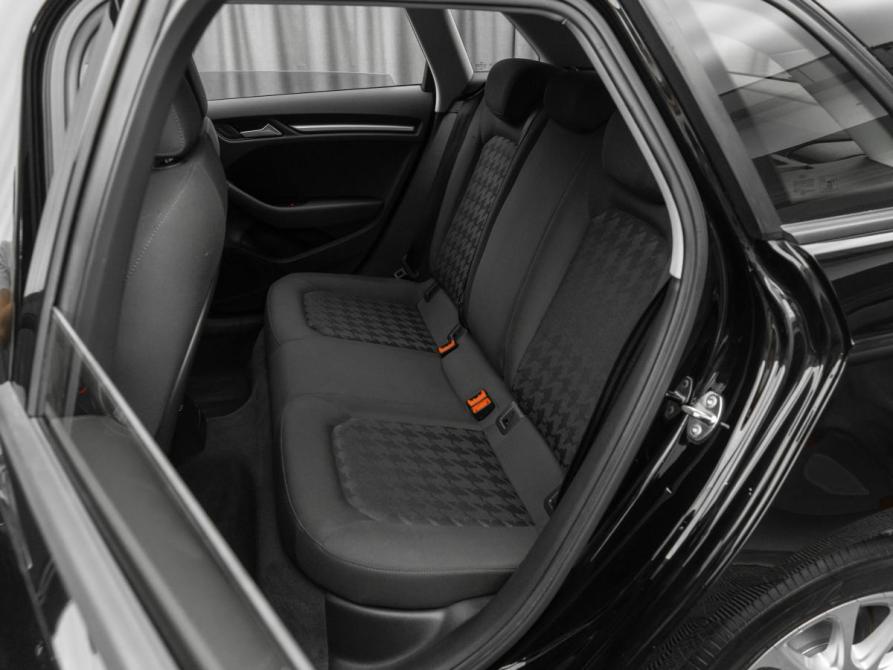 Audi A3 III (8V) Москва  - изображение 12