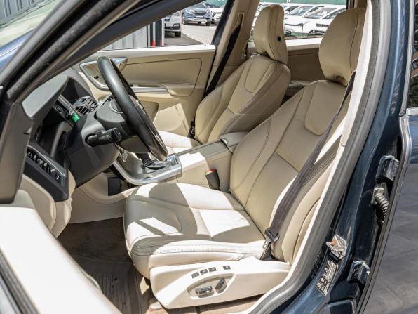 Volvo XC60 I Рестайлинг с пробегом 2013 года, цена 1 680 000 рублей, 218271 км, внедорожник, Автокод Объявления