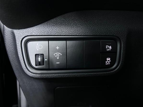 Kia Soul III с пробегом 2022 года, цена 1 995 000 рублей, 54359 км, хэтчбек, Автокод Объявления