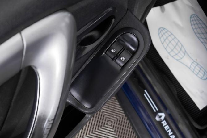Renault Duster I с пробегом 2013 года, цена 889 000 рублей, 182050 км, внедорожник, Автокод Объявления