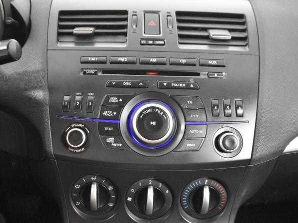 Mazda 3 II (BL) Рестайлинг с пробегом 2012 года, цена 999 900 рублей, 225670 км, хэтчбек, Автокод Объявления