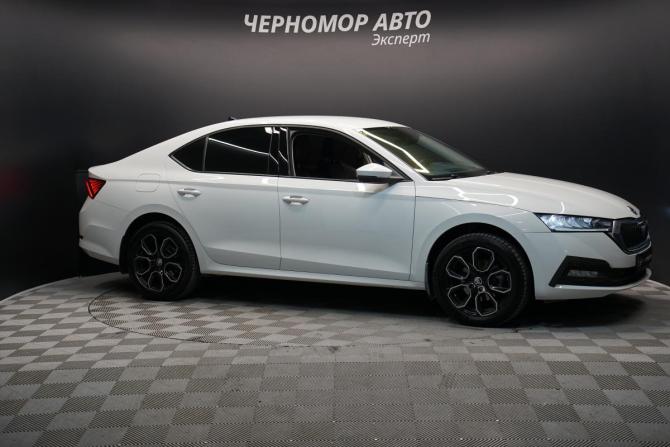 Skoda Octavia IV (A8) с пробегом 2020 года, цена 2 235 000 рублей, 130000 км, лифтбек, Автокод Объявления