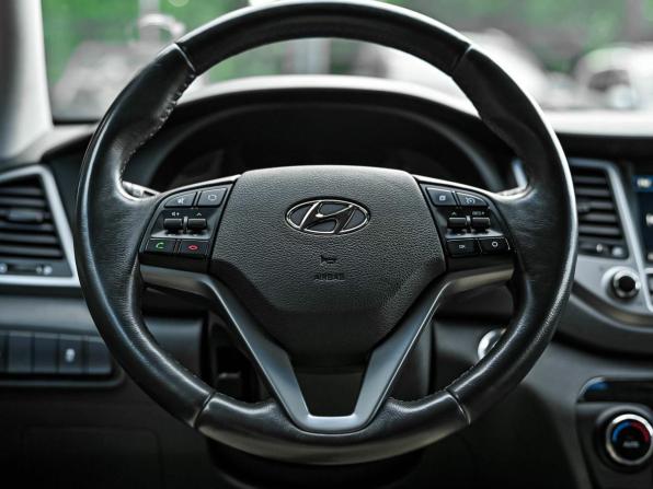 Hyundai Tucson III с пробегом 2016 года, цена 1 750 000 рублей, 180828 км, внедорожник, Автокод Объявления