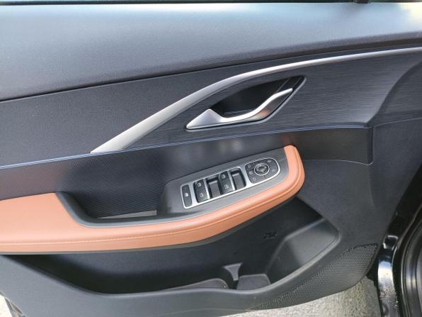 Omoda C5 I с пробегом 2023 года, цена 1 729 000 рублей, 53256 км, внедорожник, Автокод Объявления
