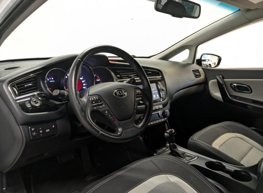 Kia Ceed II Рестайлинг Санкт-Петербург  - изображение 16