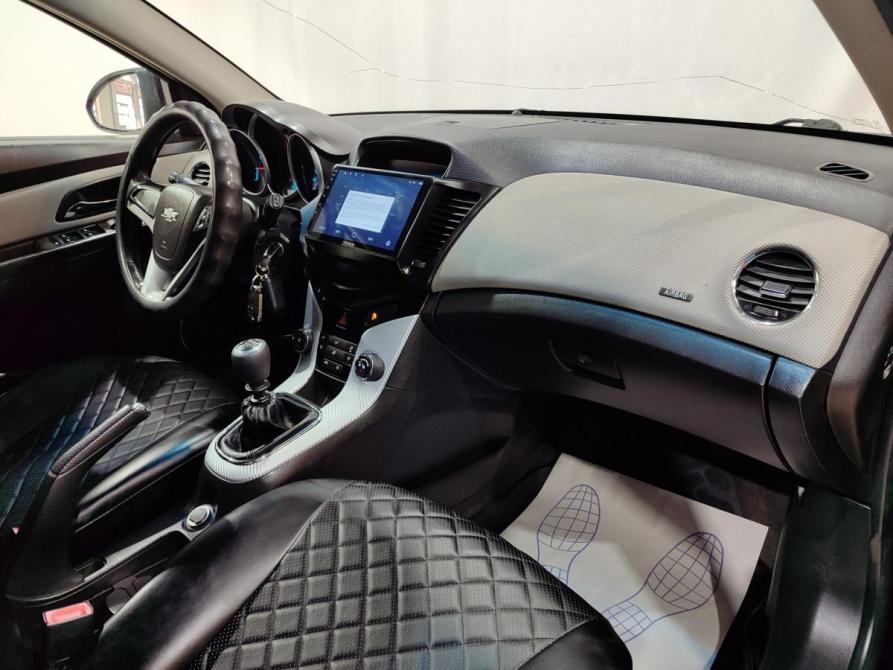 Chevrolet Cruze I Нижневартовск  - изображение 14