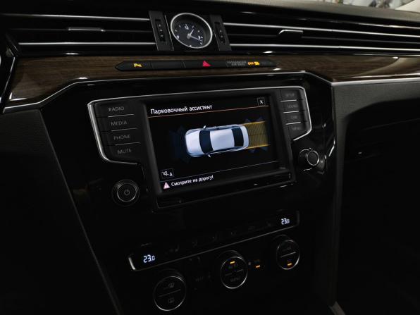 Volkswagen Passat B8 с пробегом 2015 года, цена 1 578 000 рублей, 188641 км, седан, Автокод Объявления