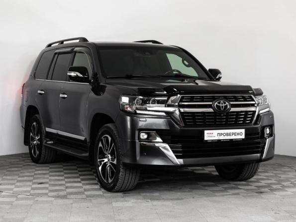 Toyota Land Cruiser 200 Series Рестайлинг 2 с пробегом 2020 года, цена 10 700 000 рублей, 60873 км, внедорожник, Автокод Объявления