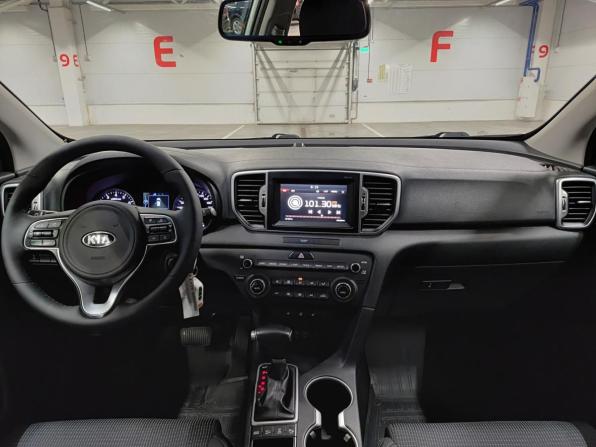 Kia Sportage IV Рестайлинг с пробегом 2018 года, цена 1 690 000 рублей, 244763 км, внедорожник, Автокод Объявления