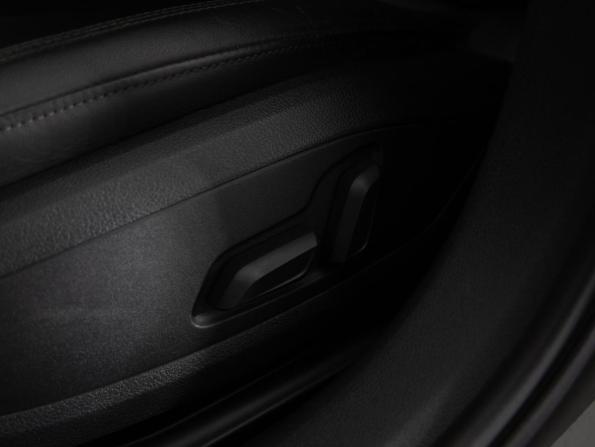 Audi A4 V (B9) Рестайлинг с пробегом 2021 года, цена 3 499 000 рублей, 40363 км, седан, Автокод Объявления