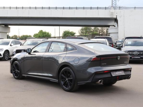 Changan UNI-V I с пробегом 2023 года, цена 2 380 000 рублей, 32000 км, лифтбек, Автокод Объявления