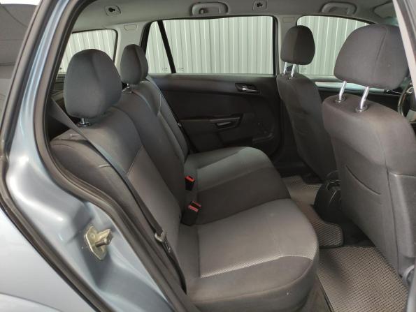 Opel Astra H Рестайлинг с пробегом 2011 года, цена 595 000 рублей, 256065 км, универсал, Автокод Объявления
