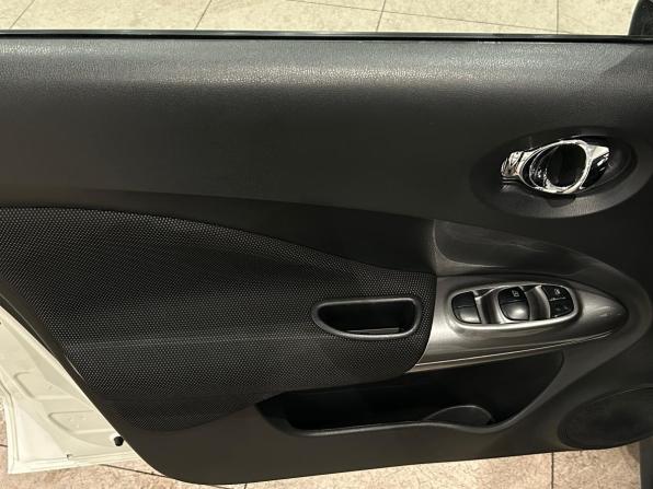 Nissan Juke I с пробегом 2012 года, цена 969 000 рублей, 99656 км, внедорожник, Автокод Объявления