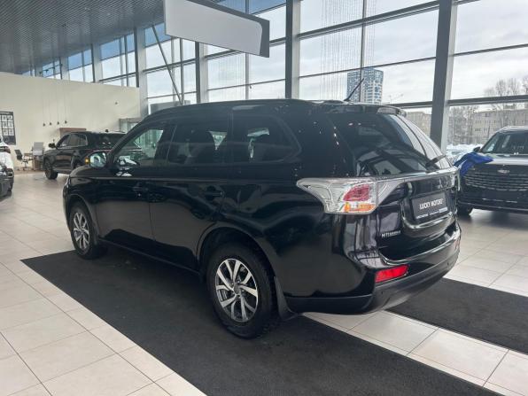 Mitsubishi Outlander III с пробегом 2014 года, цена 1 295 000 рублей, 240789 км, внедорожник, Автокод Объявления