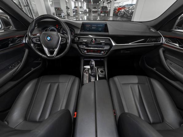 BMW 5 серии VII (G30/G31/G38) с пробегом 2018 года, цена 2 740 000 рублей, 159557 км, седан, Автокод Объявления