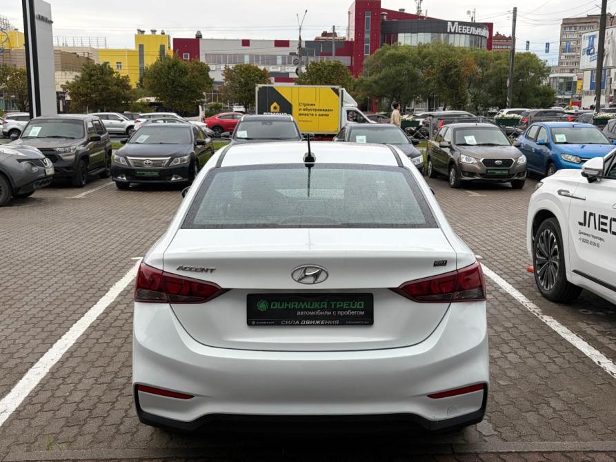 Hyundai Accent IV Череповец  - изображение 7