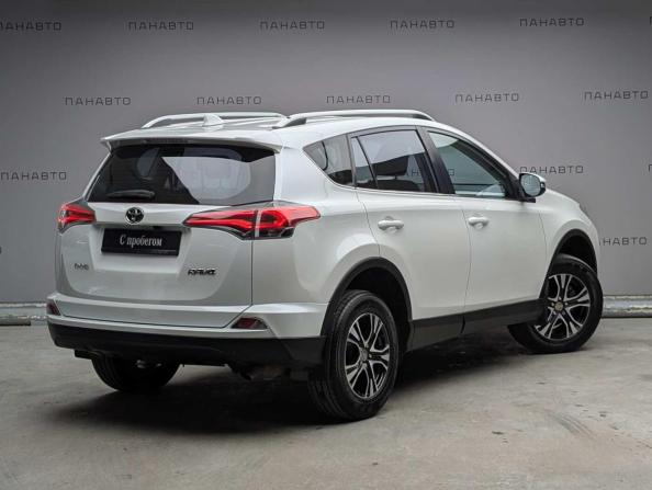 Toyota RAV4 IV (XA40) Рестайлинг с пробегом 2019 года, цена 2 175 000 рублей, 124143 км, внедорожник, Автокод Объявления