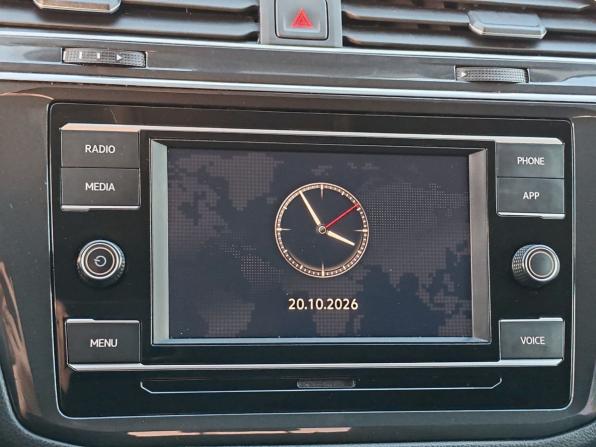 Volkswagen Tiguan II Рестайлинг с пробегом 2021 года, цена 2 599 000 рублей, 92180 км, внедорожник, Автокод Объявления