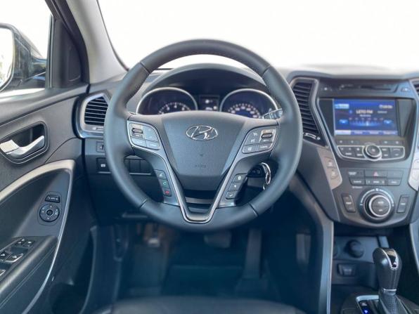 Hyundai Santa Fe III с пробегом 2013 года, цена 2 198 000 рублей, 117131 км, внедорожник, Автокод Объявления