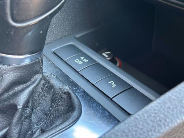Volkswagen Jetta VI с пробегом 2012 года, цена 999 000 рублей, 174200 км, седан, Автокод Объявления