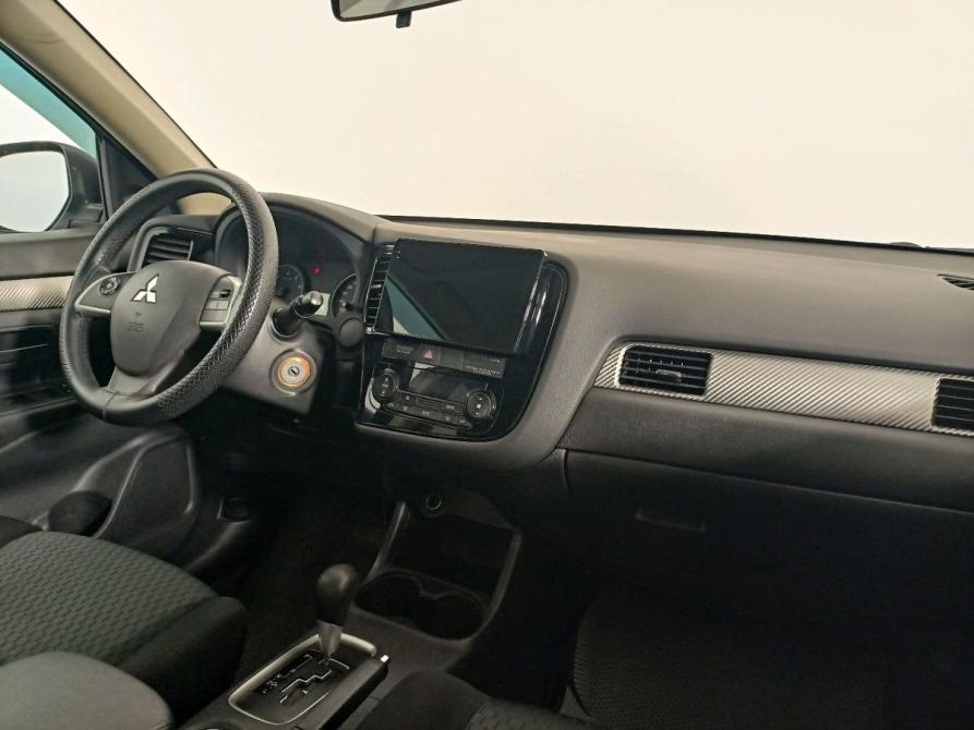 Mitsubishi Outlander III Рестайлинг Архангельск  - изображение 13