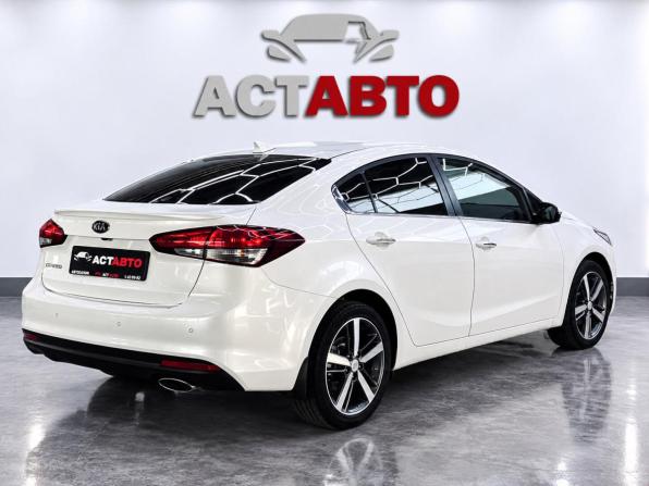 Kia Cerato III Рестайлинг (Classic) с пробегом 2018 года, цена 1 597 000 рублей, 127727 км, седан, Автокод Объявления