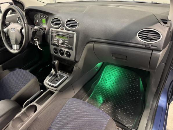 Ford Focus II с пробегом 2006 года, цена 589 800 рублей, 117000 км, хэтчбек, Автокод Объявления