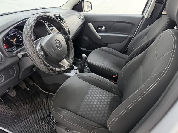 Renault Logan II с пробегом 2018 года, цена 710 000 рублей, 168670 км, седан, Автокод Объявления